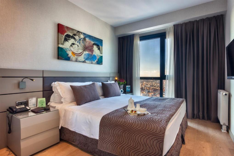 One Bedroom Premier Apartment - City View