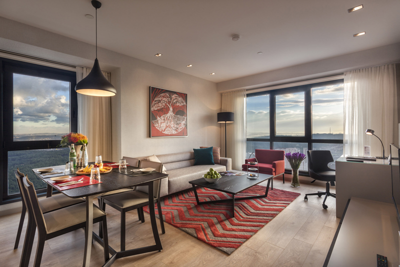 Three Bedroom Executive Apartment - City View
