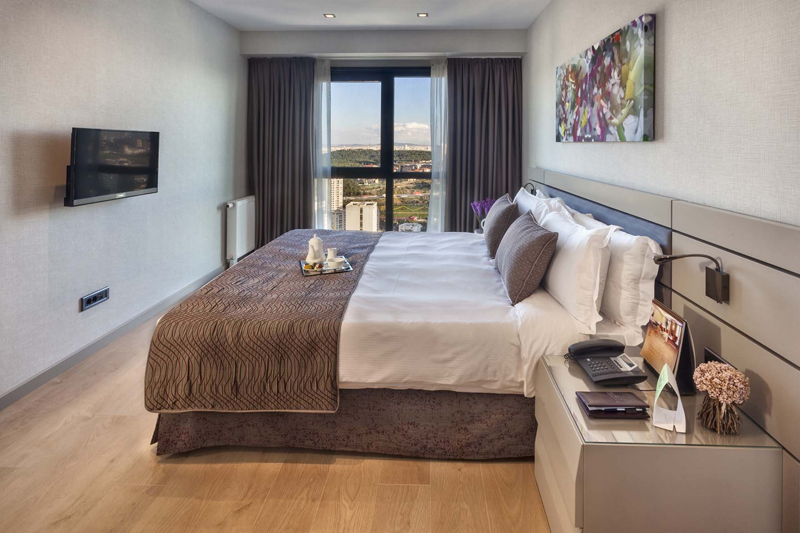 Three Bedroom Executive Apartment - City View
