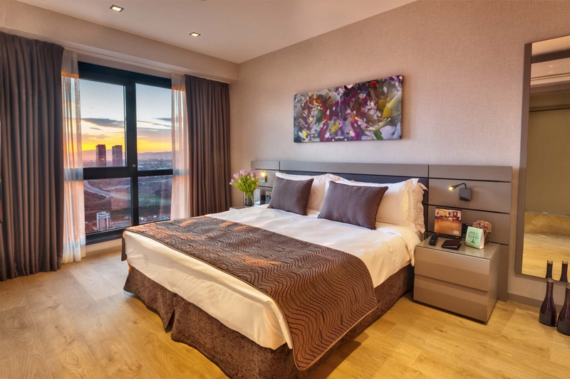 Three Bedroom Executive Apartment - City View