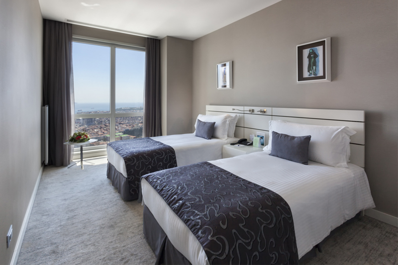 Four Bedroom Penthouse Apartment - Sea View